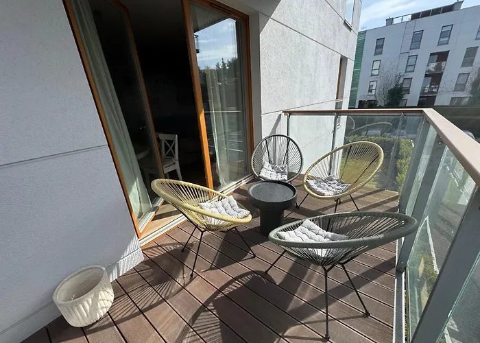 شقة Familijny Na Nadmorskim Dworze W Brzeznie