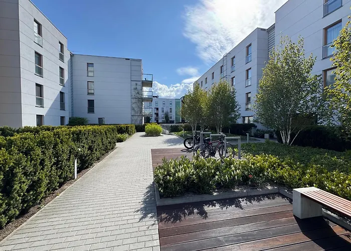 Familijny Na Nadmorskim Dworze W Brzeznie شقة *