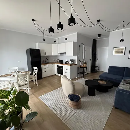 Familijny Na Nadmorskim Dworze W Brzeznie Apartman
